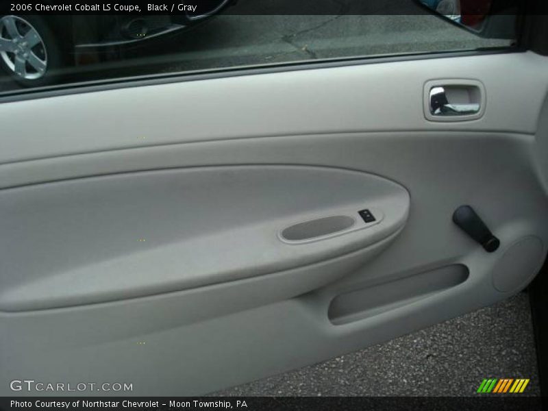Black / Gray 2006 Chevrolet Cobalt LS Coupe
