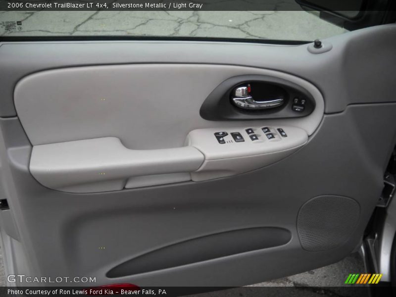 Silverstone Metallic / Light Gray 2006 Chevrolet TrailBlazer LT 4x4