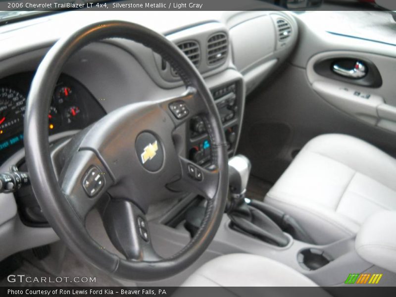 Silverstone Metallic / Light Gray 2006 Chevrolet TrailBlazer LT 4x4