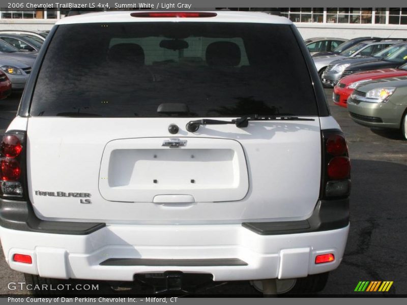 Summit White / Light Gray 2006 Chevrolet TrailBlazer LS 4x4