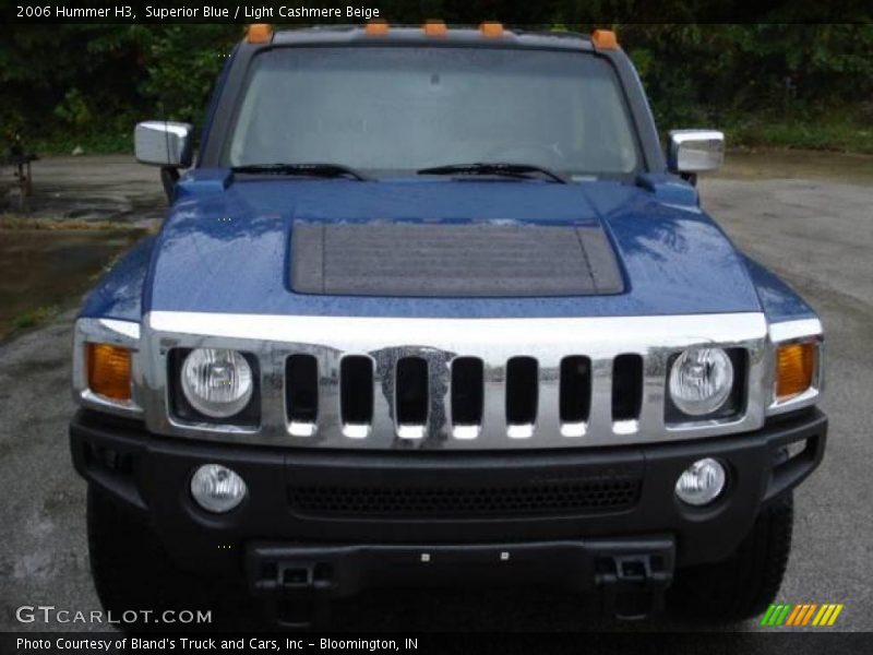 Superior Blue / Light Cashmere Beige 2006 Hummer H3