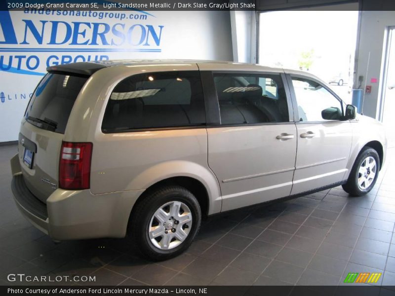 Light Sandstone Metallic / Dark Slate Gray/Light Shale 2009 Dodge Grand Caravan SE