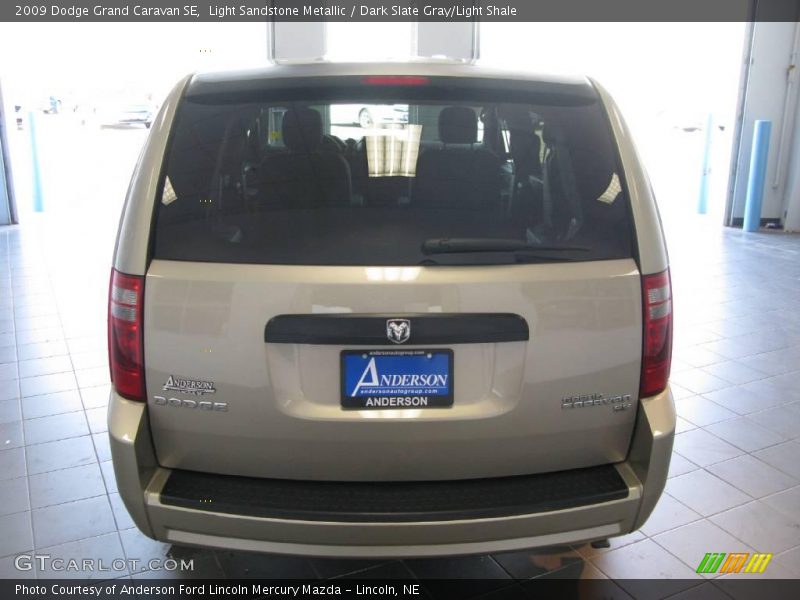 Light Sandstone Metallic / Dark Slate Gray/Light Shale 2009 Dodge Grand Caravan SE