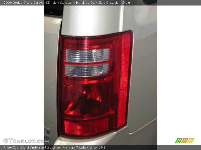 Light Sandstone Metallic / Dark Slate Gray/Light Shale 2009 Dodge Grand Caravan SE