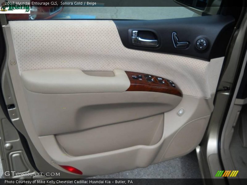Sonora Gold / Beige 2007 Hyundai Entourage GLS