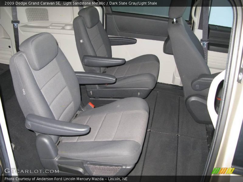 Light Sandstone Metallic / Dark Slate Gray/Light Shale 2009 Dodge Grand Caravan SE