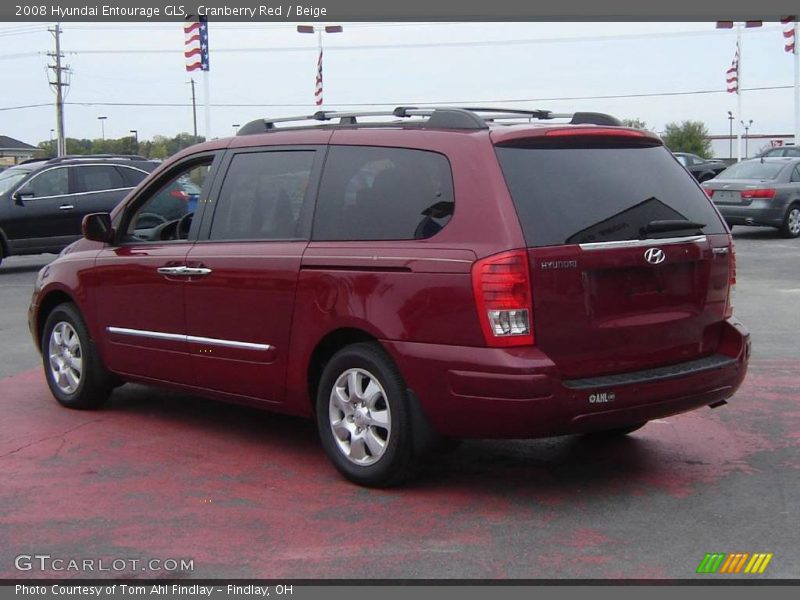 Cranberry Red / Beige 2008 Hyundai Entourage GLS
