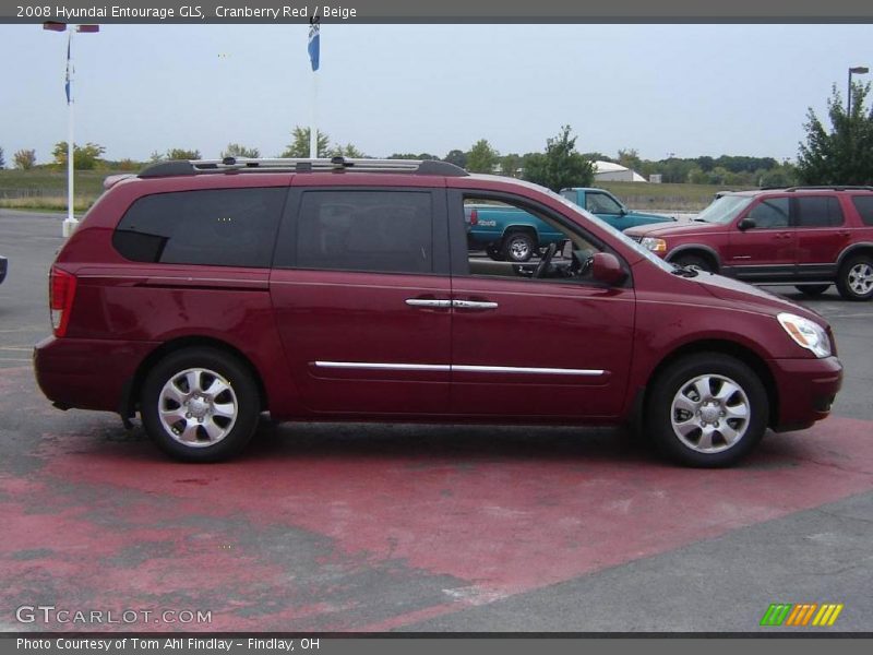 Cranberry Red / Beige 2008 Hyundai Entourage GLS