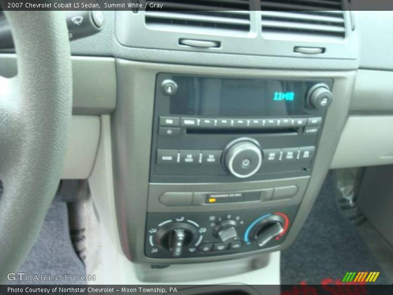 Summit White / Gray 2007 Chevrolet Cobalt LS Sedan