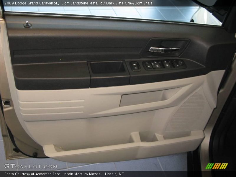 Light Sandstone Metallic / Dark Slate Gray/Light Shale 2009 Dodge Grand Caravan SE