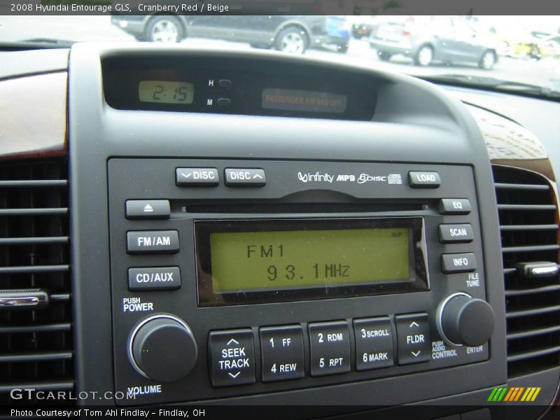 Cranberry Red / Beige 2008 Hyundai Entourage GLS