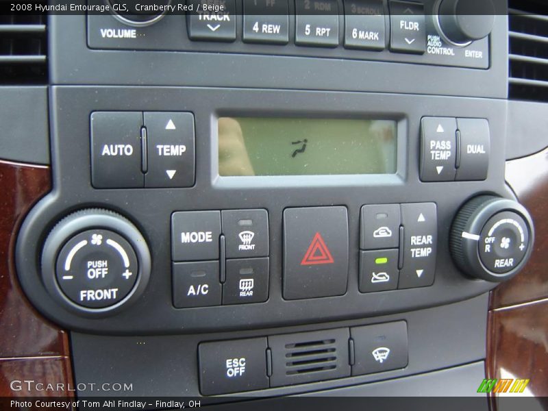 Cranberry Red / Beige 2008 Hyundai Entourage GLS