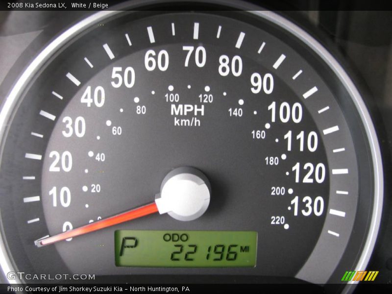 White / Beige 2008 Kia Sedona LX