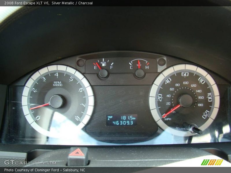 Silver Metallic / Charcoal 2008 Ford Escape XLT V6