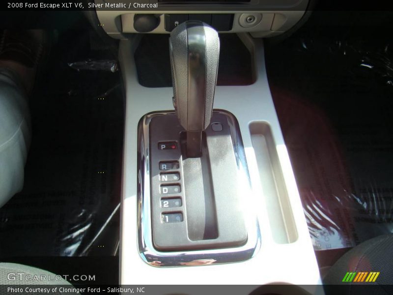 Silver Metallic / Charcoal 2008 Ford Escape XLT V6