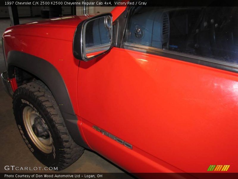Victory Red / Gray 1997 Chevrolet C/K 2500 K2500 Cheyenne Regular Cab 4x4