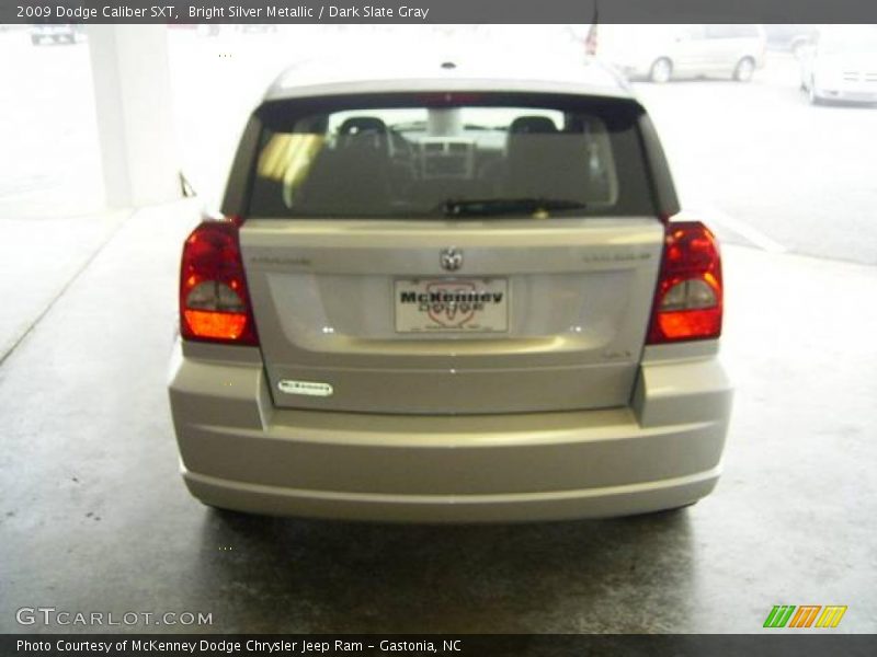 Bright Silver Metallic / Dark Slate Gray 2009 Dodge Caliber SXT