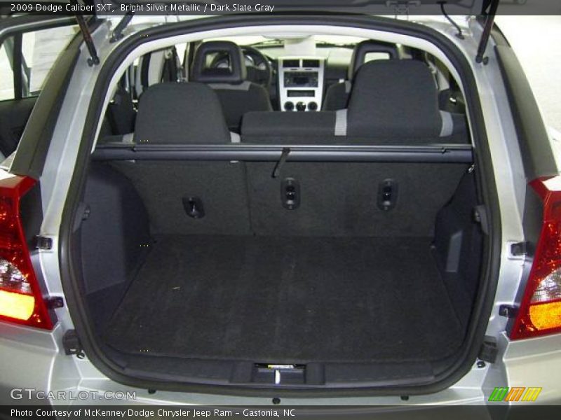 Bright Silver Metallic / Dark Slate Gray 2009 Dodge Caliber SXT