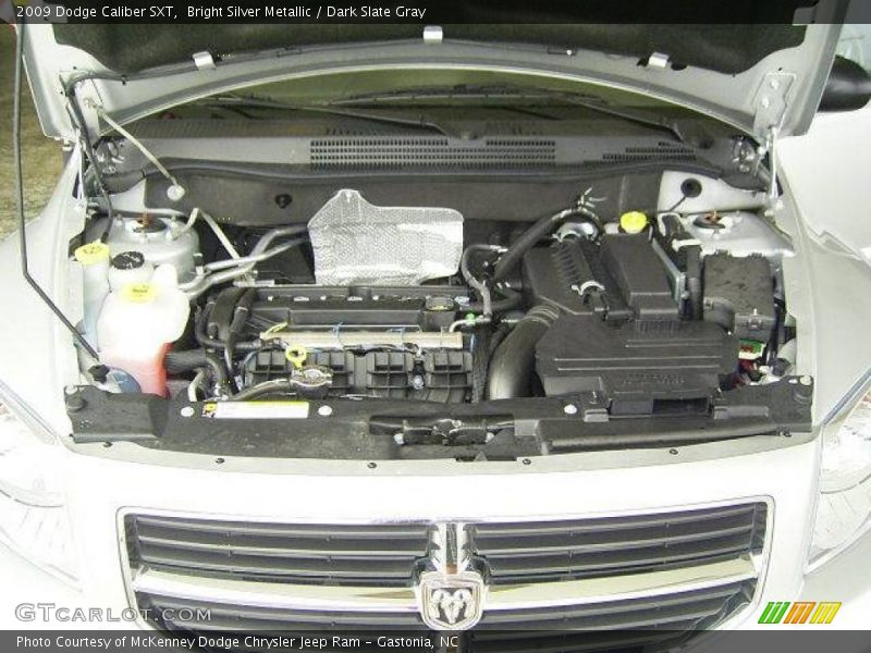 Bright Silver Metallic / Dark Slate Gray 2009 Dodge Caliber SXT