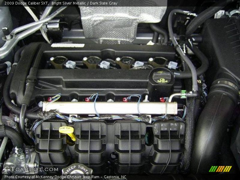Bright Silver Metallic / Dark Slate Gray 2009 Dodge Caliber SXT