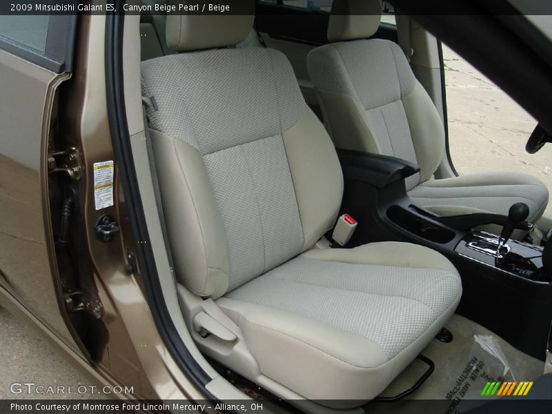 Canyon Beige Pearl / Beige 2009 Mitsubishi Galant ES