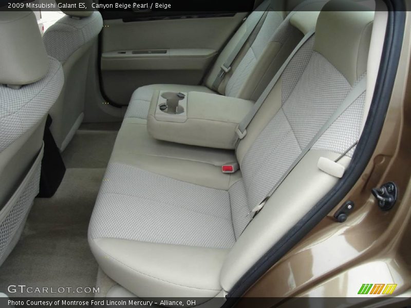 Canyon Beige Pearl / Beige 2009 Mitsubishi Galant ES
