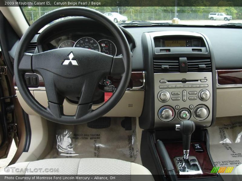 Canyon Beige Pearl / Beige 2009 Mitsubishi Galant ES