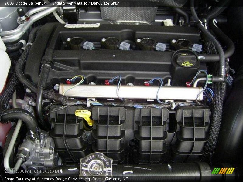 Bright Silver Metallic / Dark Slate Gray 2009 Dodge Caliber SXT