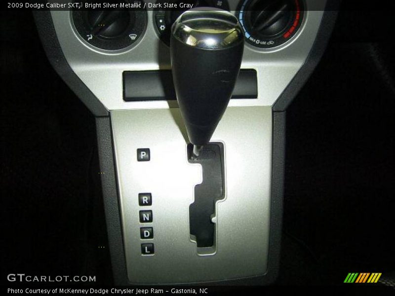 Bright Silver Metallic / Dark Slate Gray 2009 Dodge Caliber SXT