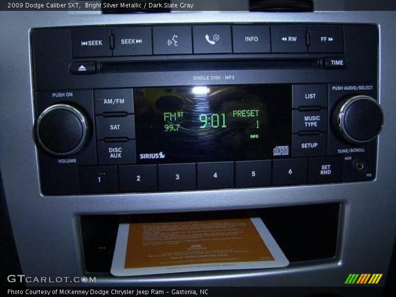 Bright Silver Metallic / Dark Slate Gray 2009 Dodge Caliber SXT