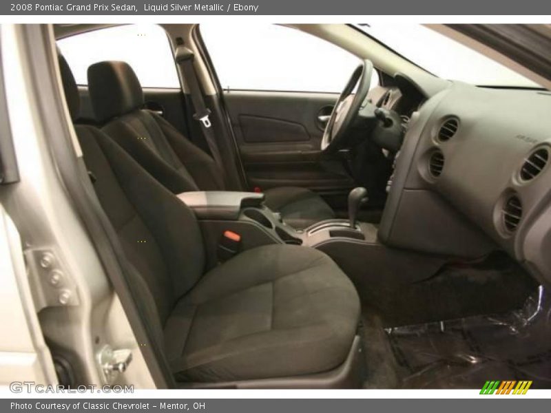 Liquid Silver Metallic / Ebony 2008 Pontiac Grand Prix Sedan
