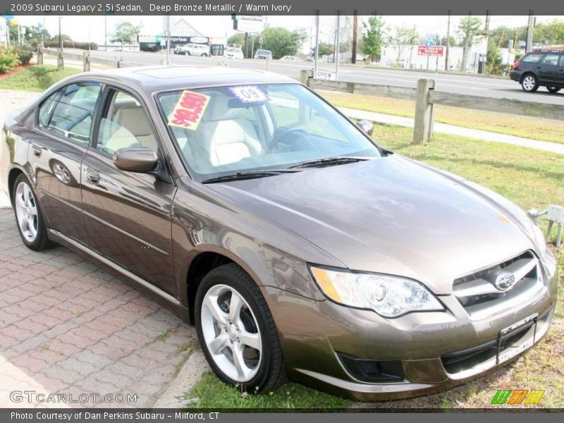 Deep Bronze Metallic / Warm Ivory 2009 Subaru Legacy 2.5i Sedan