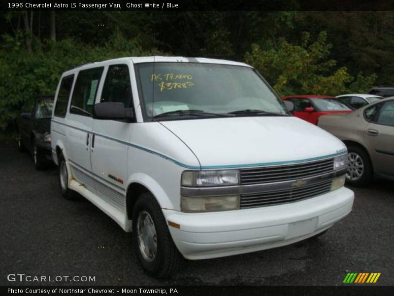 Ghost White / Blue 1996 Chevrolet Astro LS Passenger Van