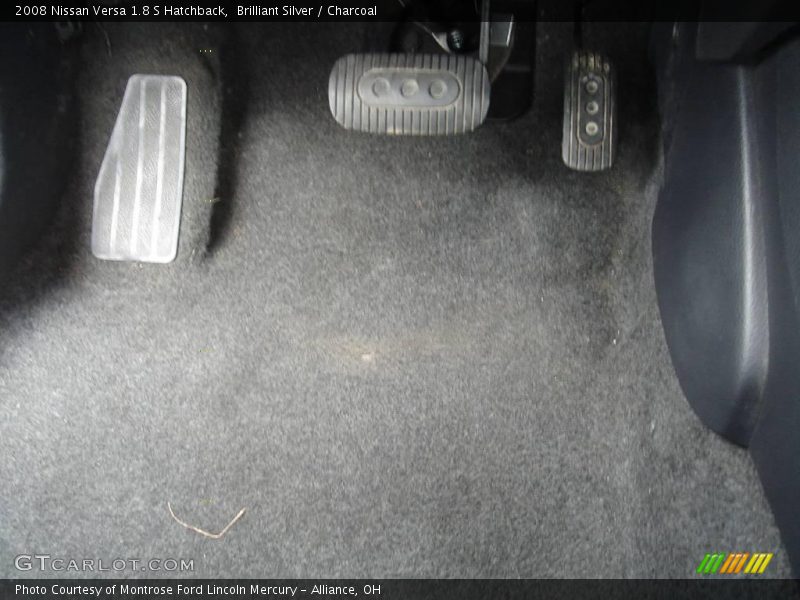 Brilliant Silver / Charcoal 2008 Nissan Versa 1.8 S Hatchback