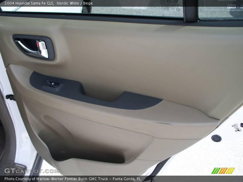 Nordic White / Beige 2004 Hyundai Santa Fe GLS