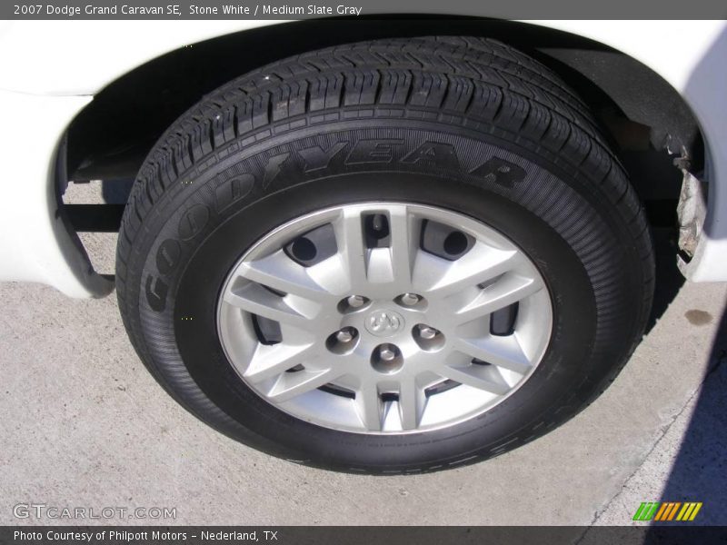 Stone White / Medium Slate Gray 2007 Dodge Grand Caravan SE
