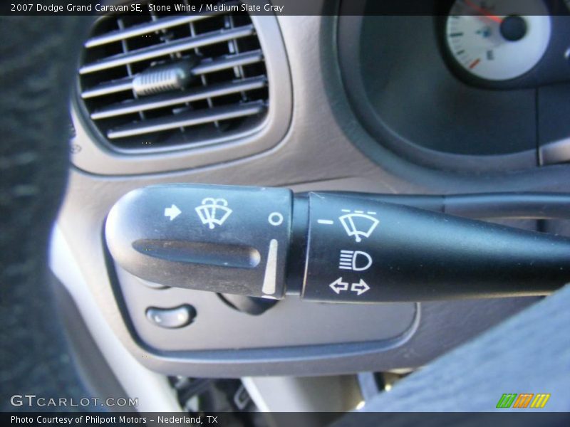 Stone White / Medium Slate Gray 2007 Dodge Grand Caravan SE