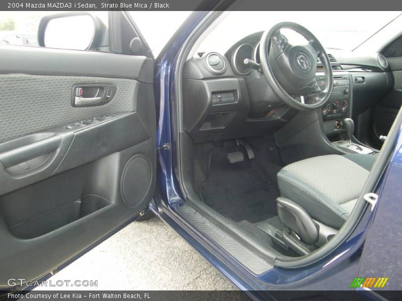 Strato Blue Mica / Black 2004 Mazda MAZDA3 i Sedan