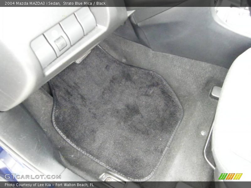 Strato Blue Mica / Black 2004 Mazda MAZDA3 i Sedan