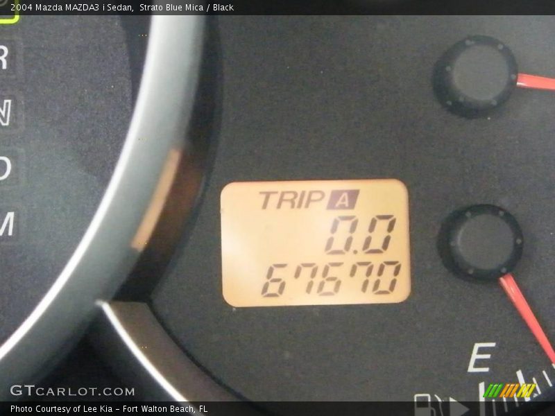 Strato Blue Mica / Black 2004 Mazda MAZDA3 i Sedan