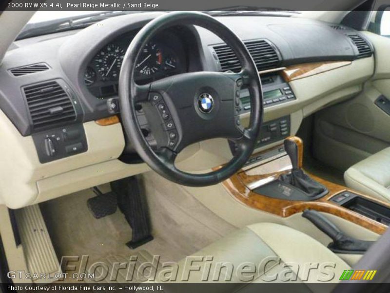Pearl Beige Metallic / Sand Beige 2000 BMW X5 4.4i