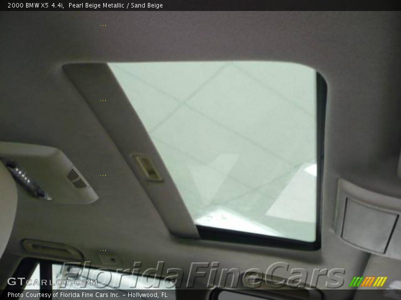 Pearl Beige Metallic / Sand Beige 2000 BMW X5 4.4i