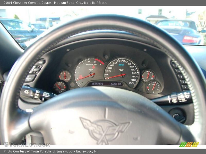 Medium Spiral Gray Metallic / Black 2004 Chevrolet Corvette Coupe