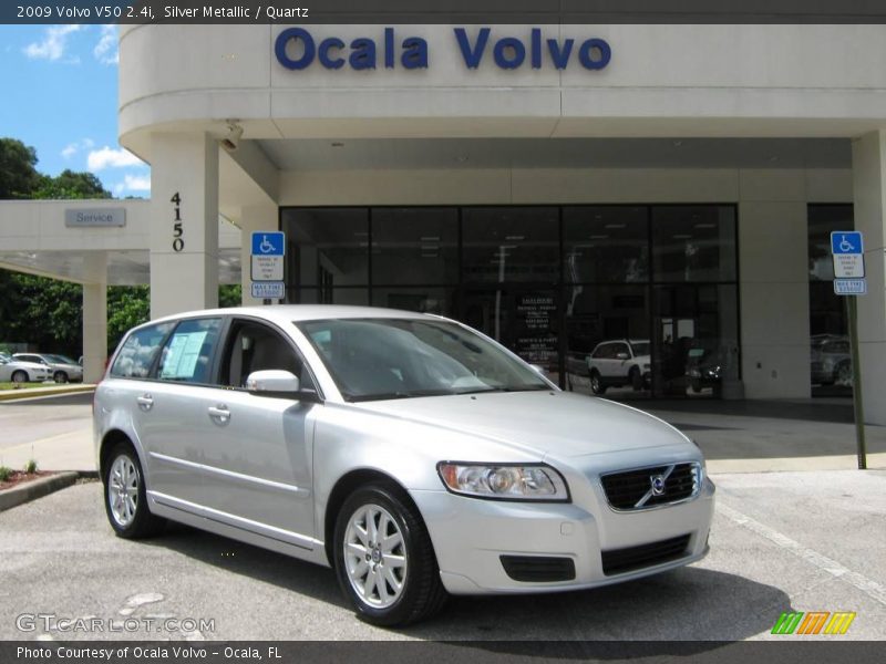 Silver Metallic / Quartz 2009 Volvo V50 2.4i