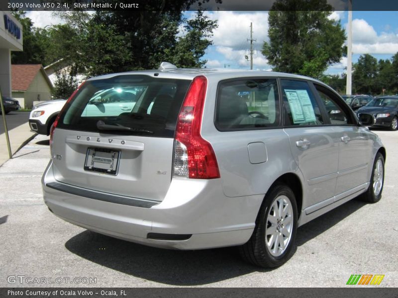Silver Metallic / Quartz 2009 Volvo V50 2.4i