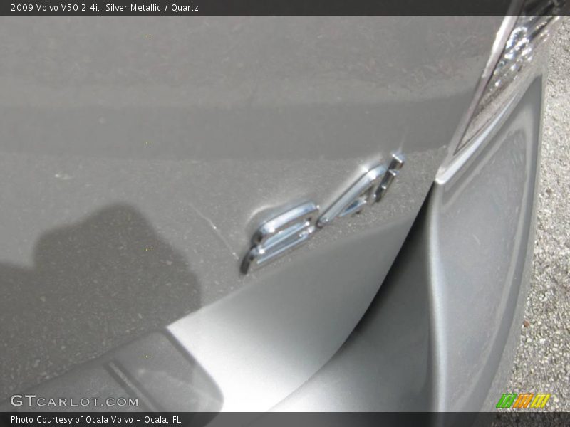 Silver Metallic / Quartz 2009 Volvo V50 2.4i