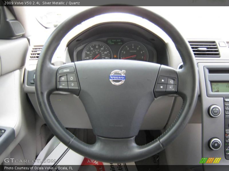 Silver Metallic / Quartz 2009 Volvo V50 2.4i