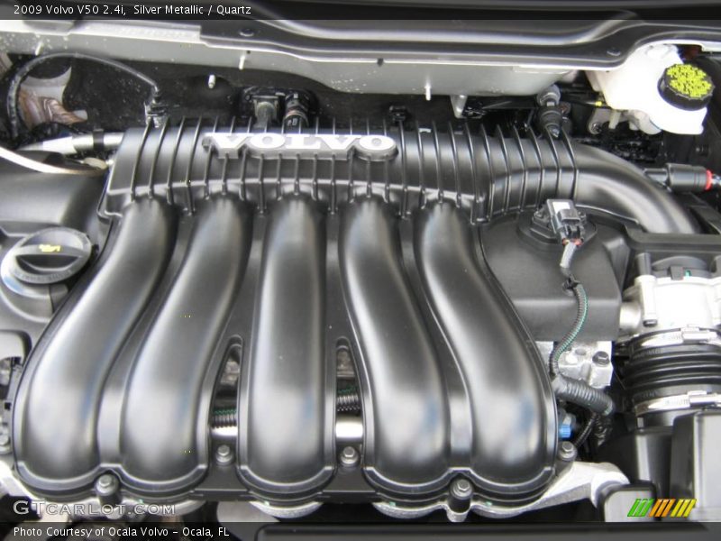 Silver Metallic / Quartz 2009 Volvo V50 2.4i