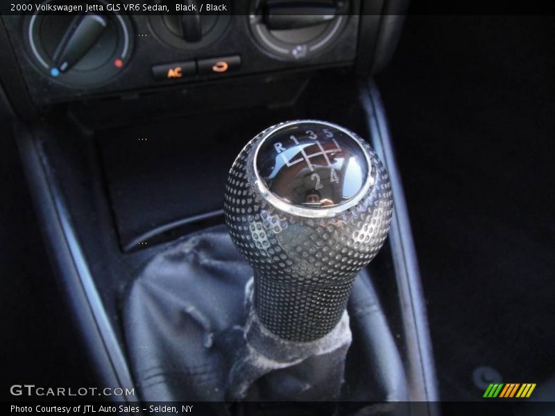 Black / Black 2000 Volkswagen Jetta GLS VR6 Sedan