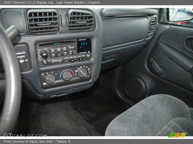 Light Pewter Metallic / Graphite 2000 Chevrolet S10 LS Regular Cab